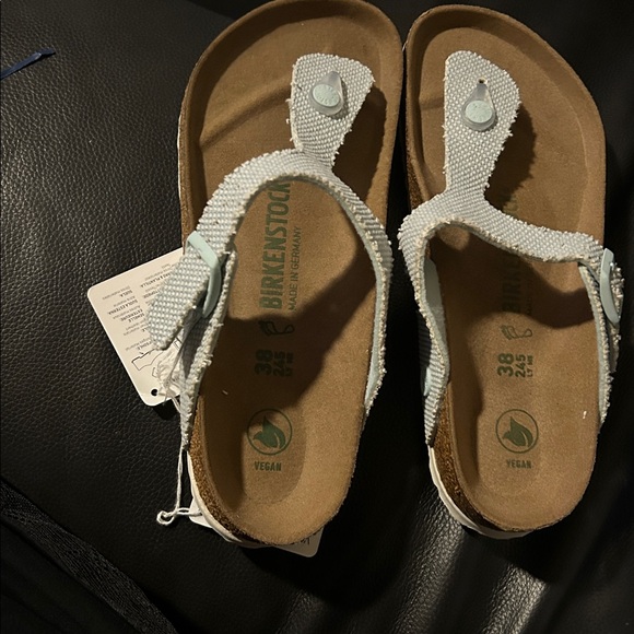 NWT Birkenstock Gizeh Vegan Light Blue Sandals~Size 7 US - Picture 3 of 8